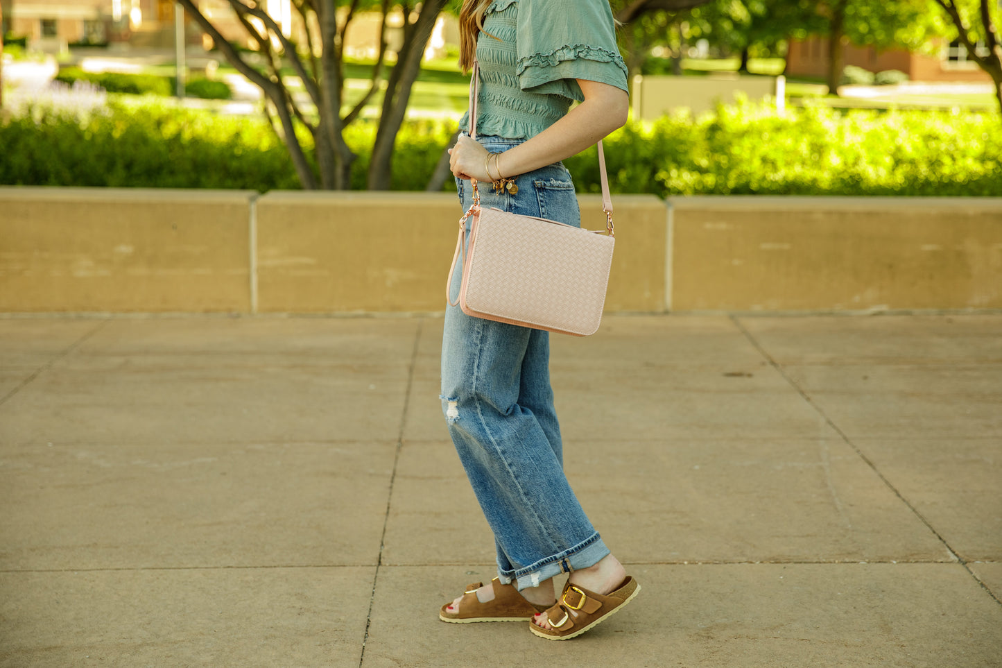 Weave Bible Case, Crossbody (Blush)