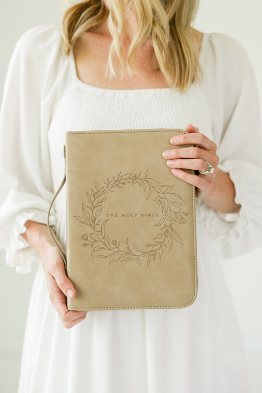 Wreath THE HOLY BIBLE Bible Case, Vegan Leather, Heat-Stamp-Debossed