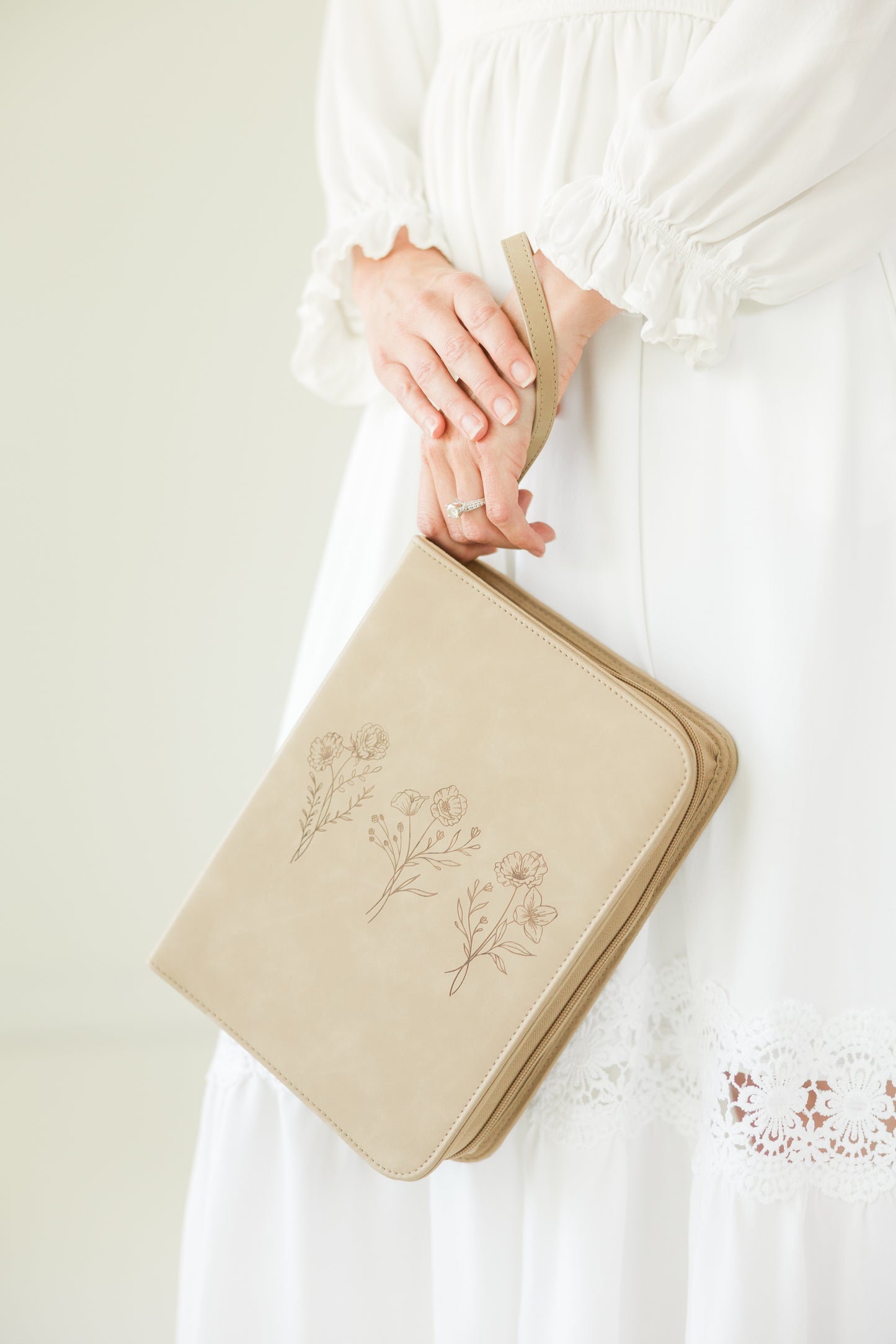 (Wholesale) Floral Trio Bible Case, Debossed