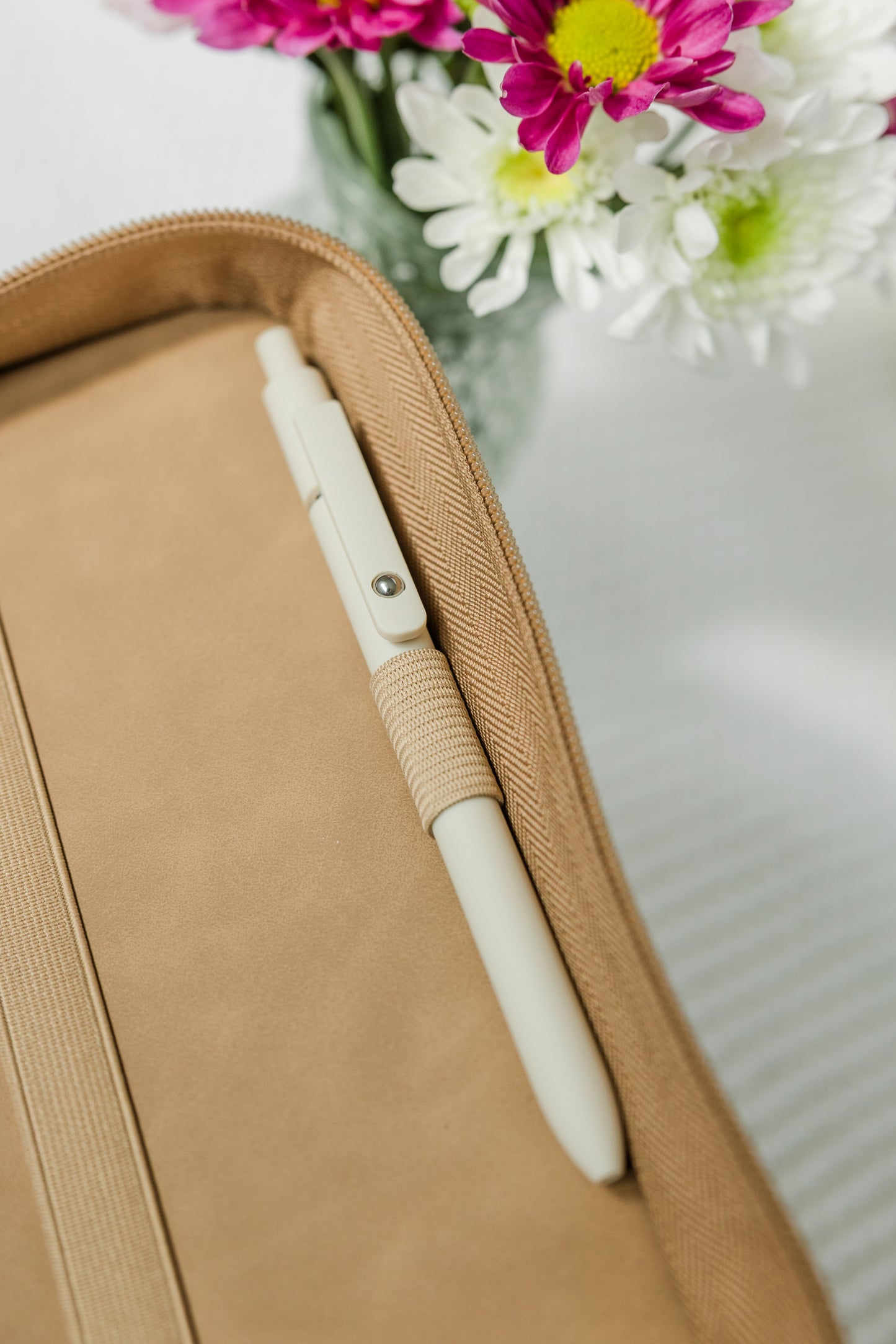 Single Floral Bible Case, Vegan Leather, Heat-Stamp-Debossed (Wholesale)
