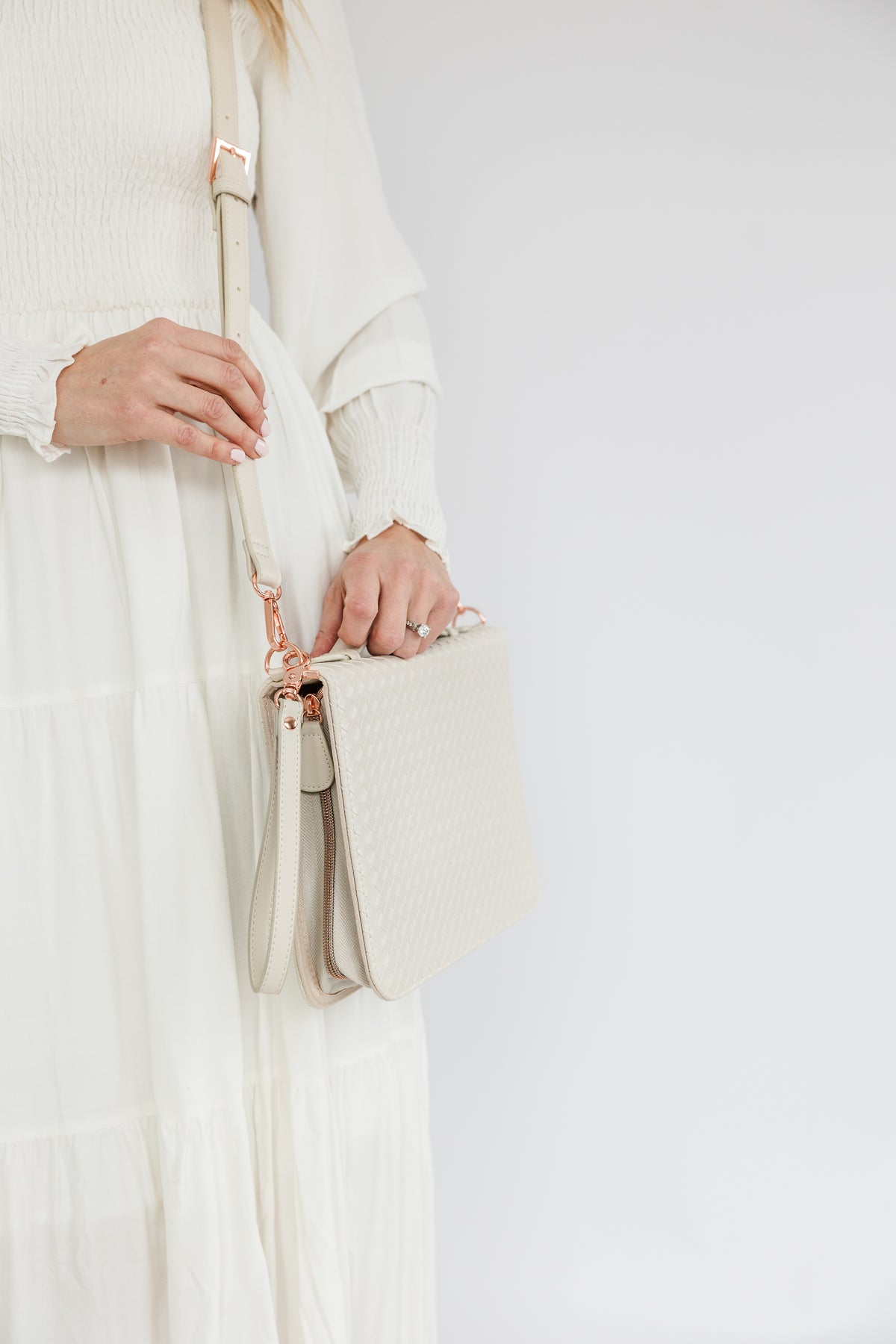 (Wholesale) Weave Bible Case, Crossbody PEARL