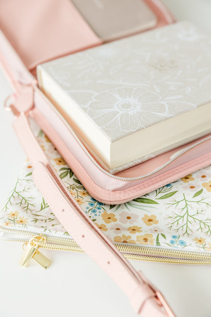 (Wholesale) Weave Bible Case, Crossbody BLUSH