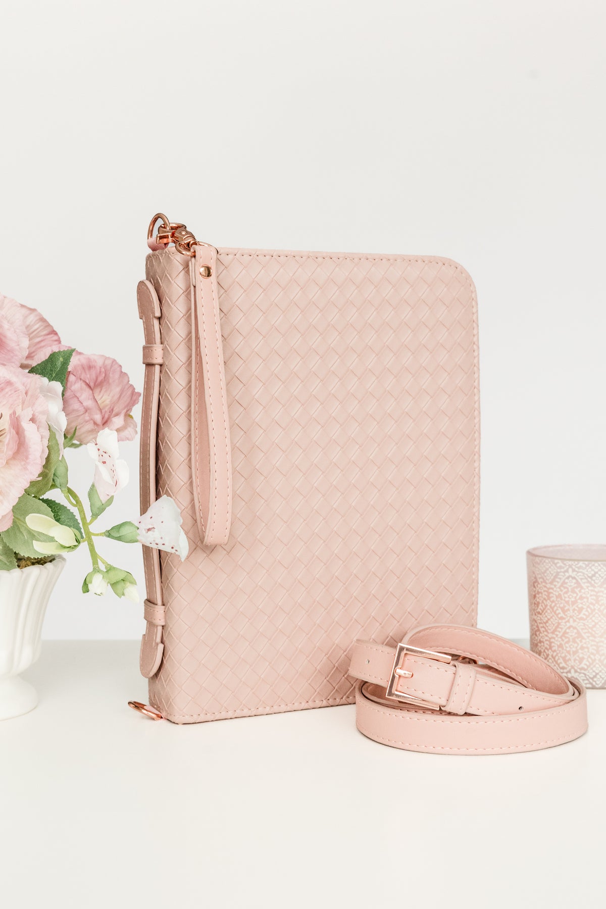 (Wholesale) Weave Bible Case, Crossbody BLUSH