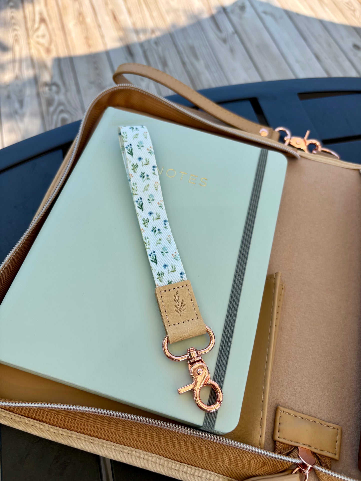 (Wholesale) Wristlet Keychain Prairie Meadow