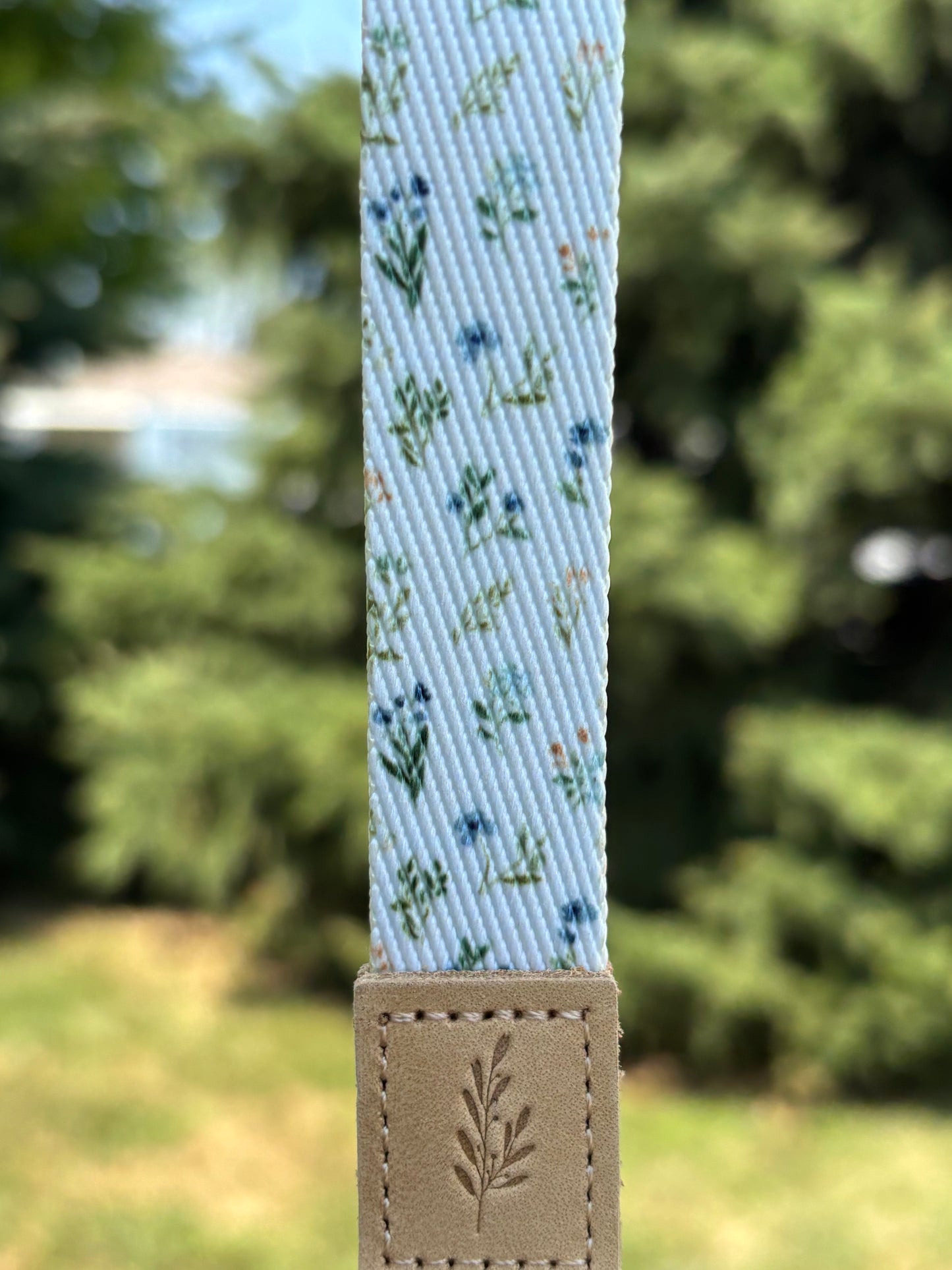 (Wholesale) Wristlet Keychain Prairie Meadow