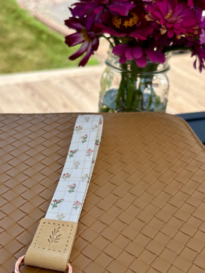 (Wholesale) Wristlet Keychain Picnic Bloom