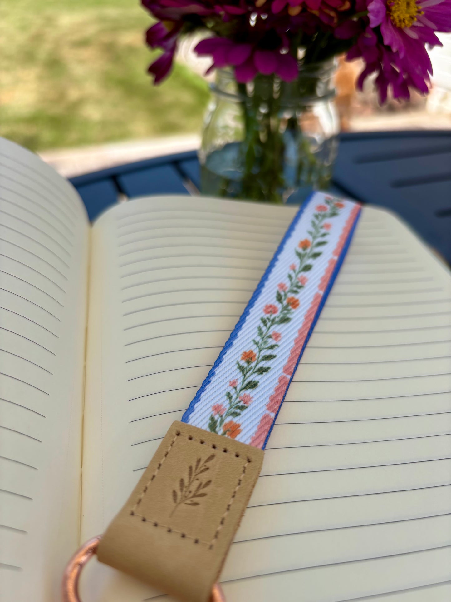 (Wholesale) Wristlet Keychain Ribbon Rose